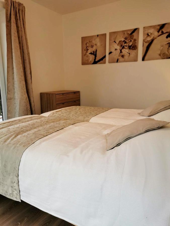 Terra Zen Villa Rochehaut Bagian luar foto